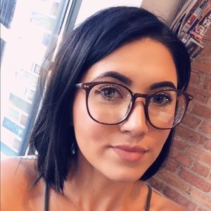 Meet your Posher, Sabrina